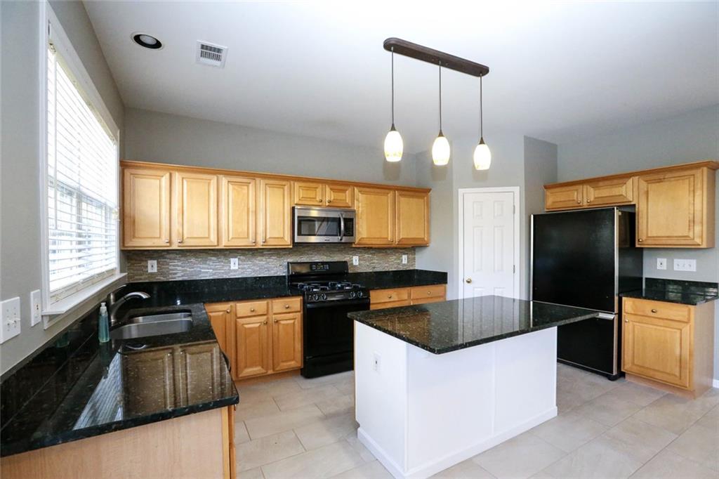 7832650 Property Photo 20