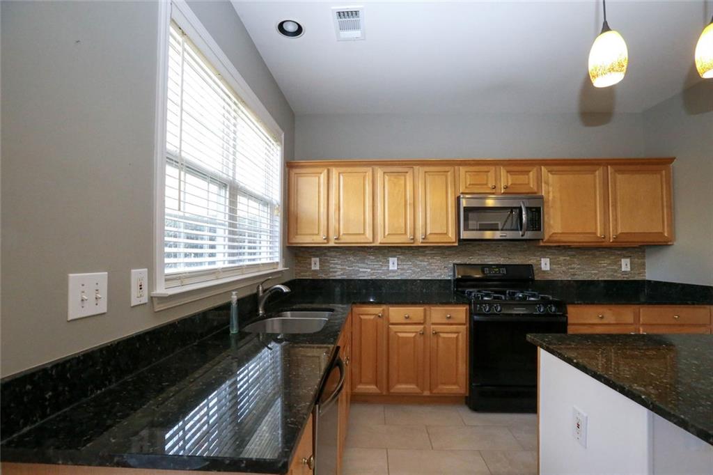 7832650 Property Photo 21
