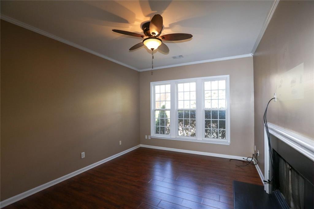 7832650 Property Photo 28