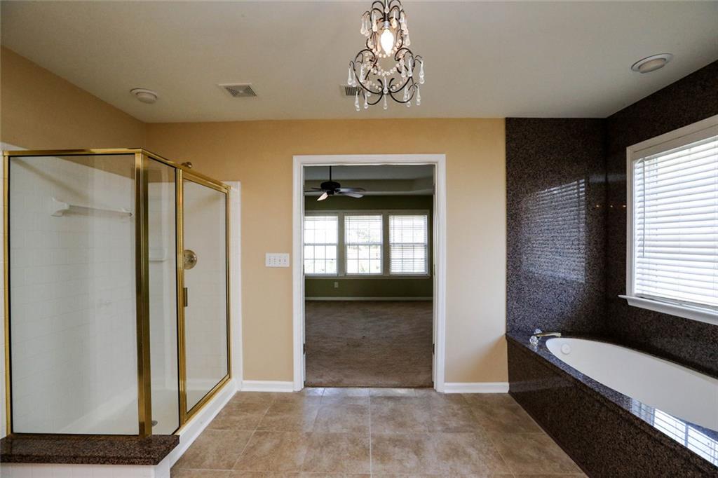 7832650 Property Photo 34