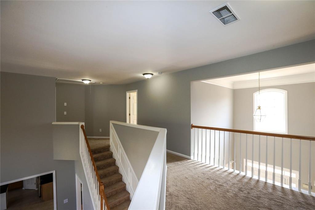 7832650 Property Photo 44