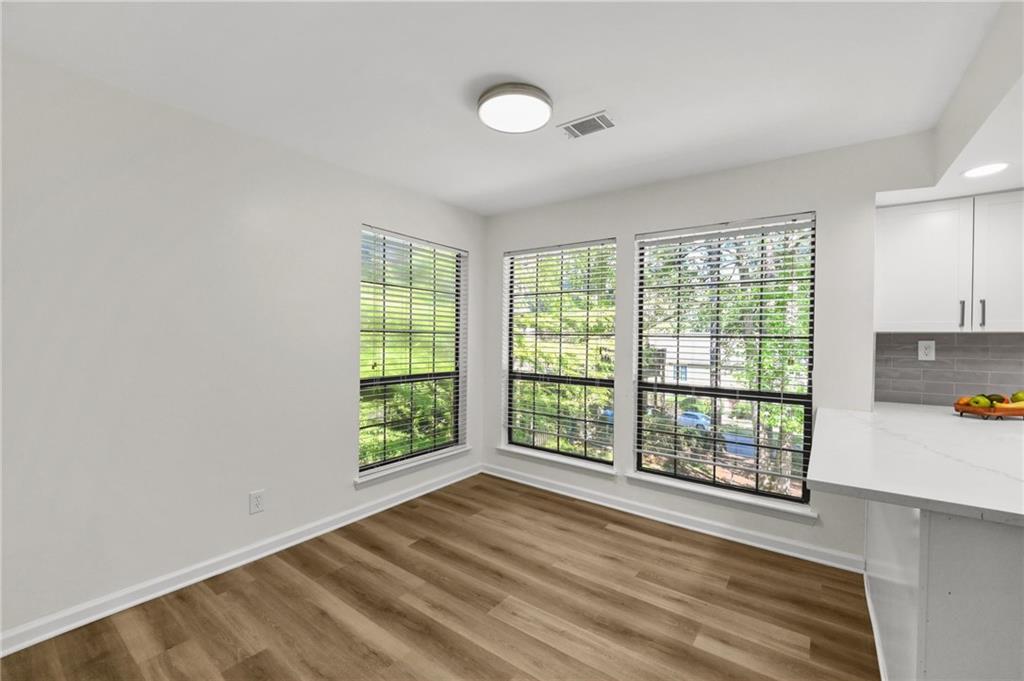 3038 Steeplechase Property Photo 8
