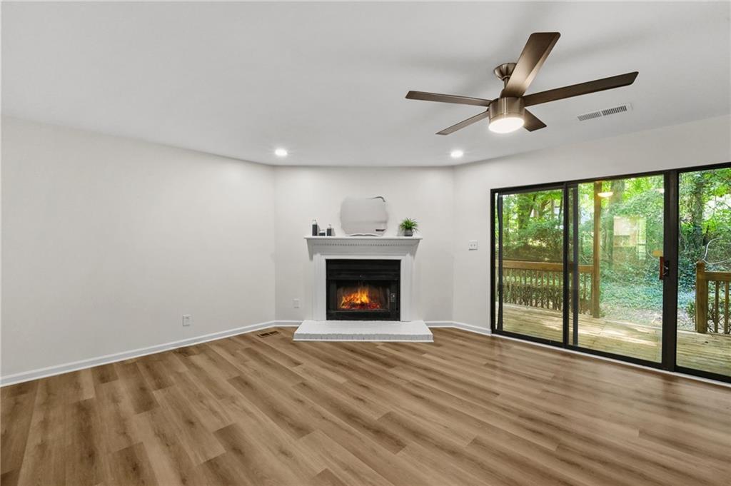 3038 Steeplechase Property Photo 10