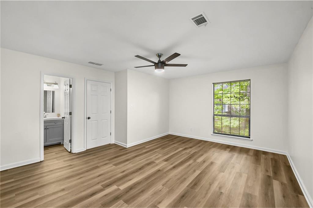 3038 Steeplechase Property Photo 27