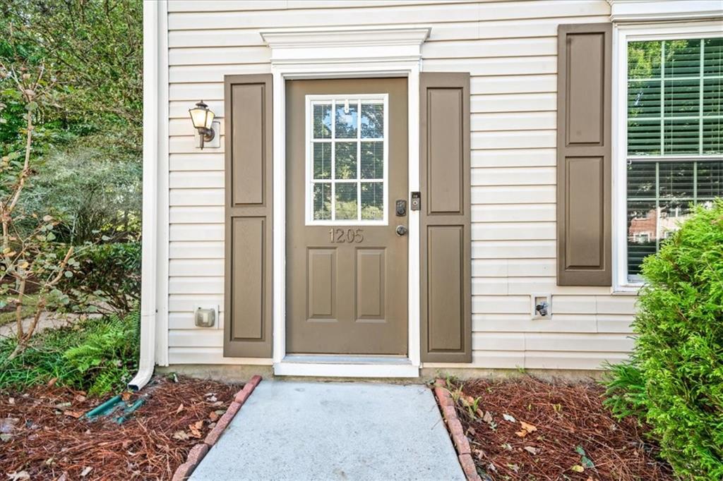 1205 Whitestone Ridge Property Photo 2