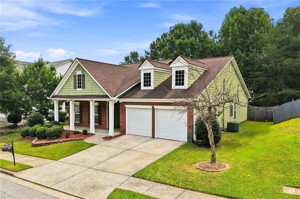 3870 Amberleigh Trace Property Photo 2