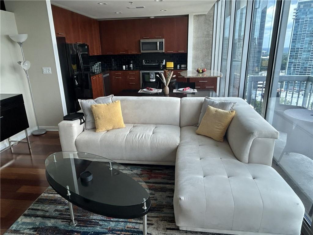 7832676 Property Photo 1