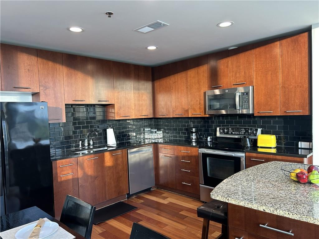 7832676 Property Photo 6
