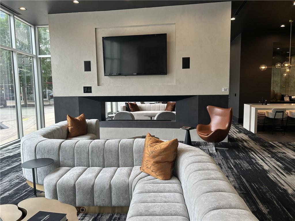 7832676 Property Photo 25