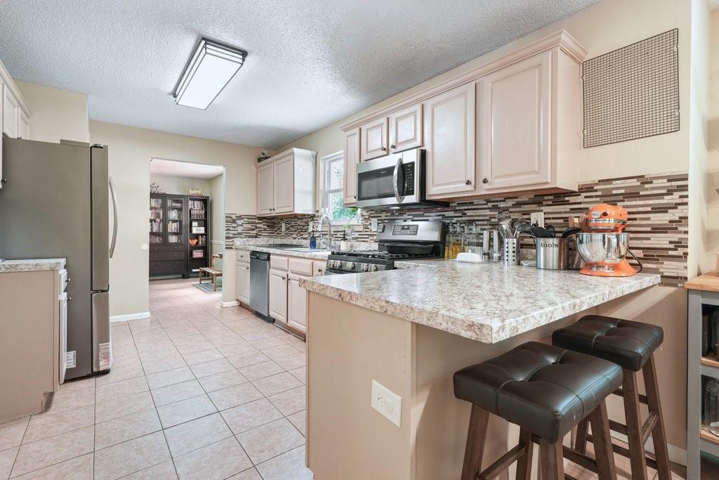 371 Silverleaf Lane Property Photo 15