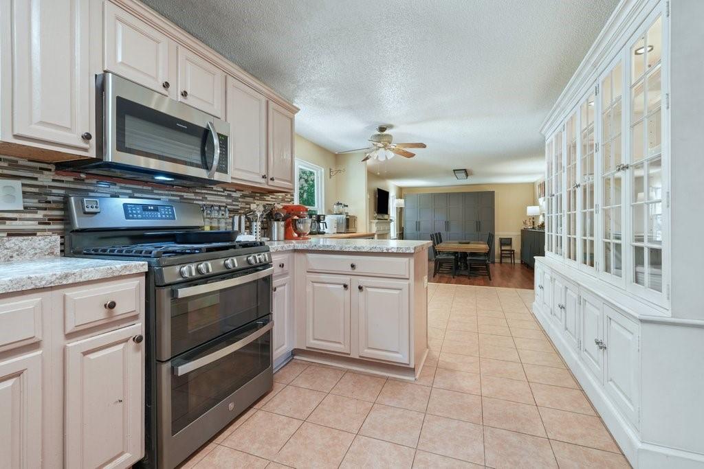 371 Silverleaf Lane Property Photo 16