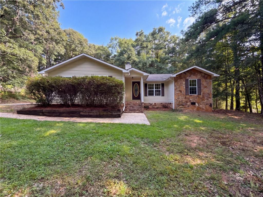 103 Saddlebrook Court Property Photo 1