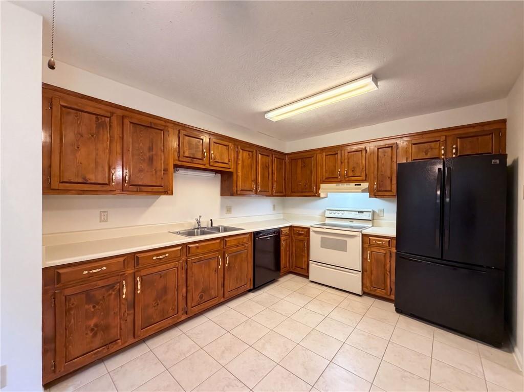 103 Saddlebrook Court Property Photo 2