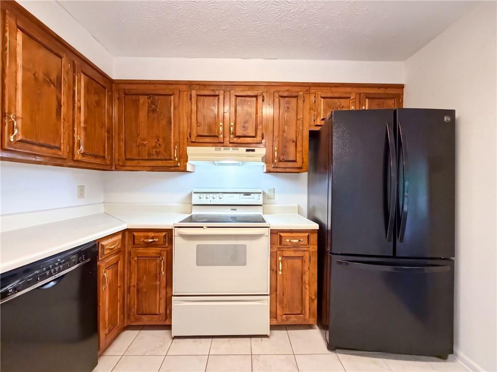 103 Saddlebrook Court Property Photo 7