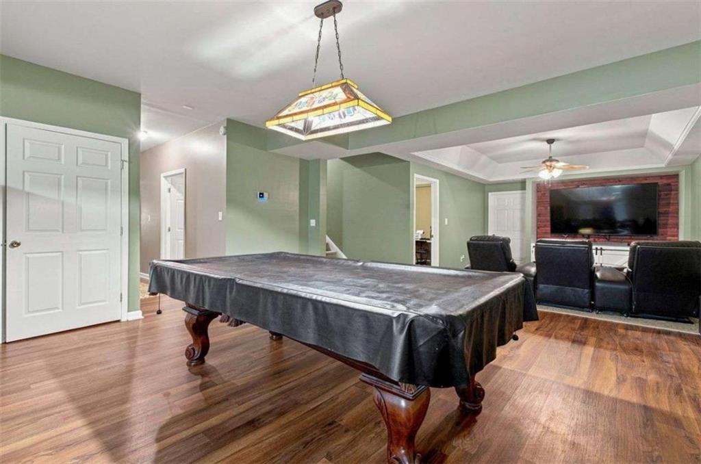 2935 Edgewater Property Photo 6