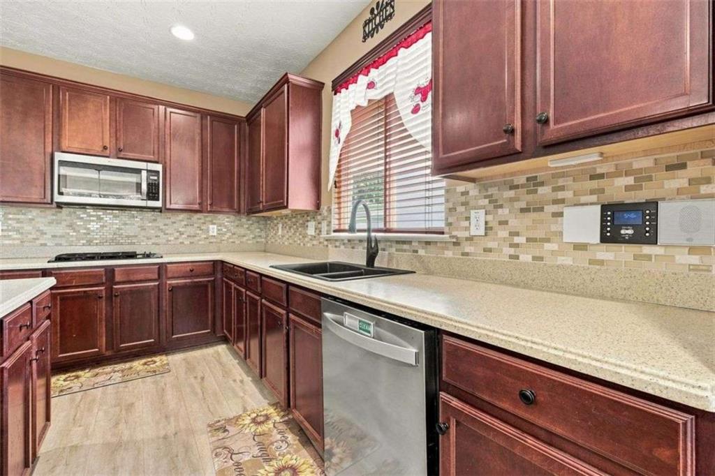 2935 Edgewater Property Photo 10