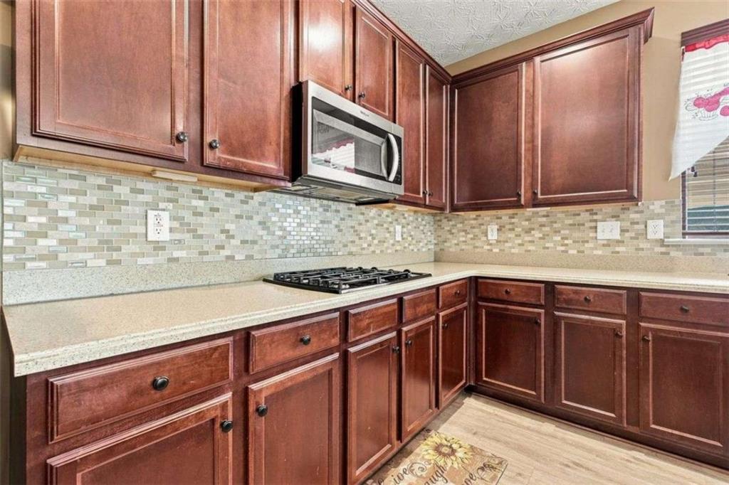 2935 Edgewater Property Photo 11