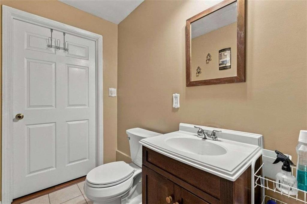 2935 Edgewater Property Photo 17