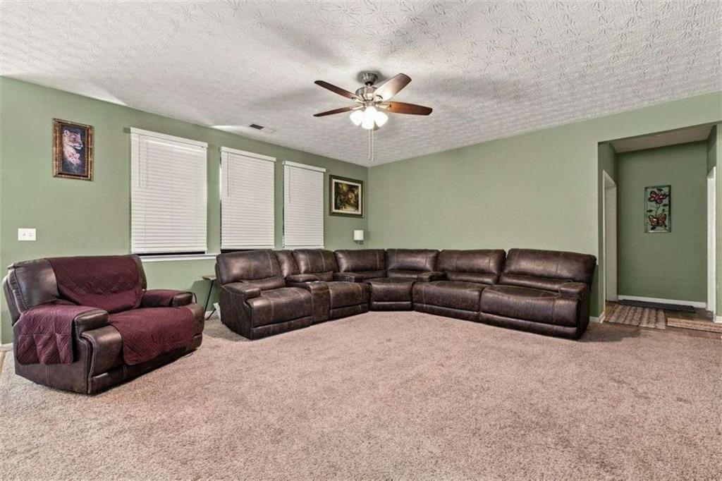 2935 Edgewater Property Photo 20