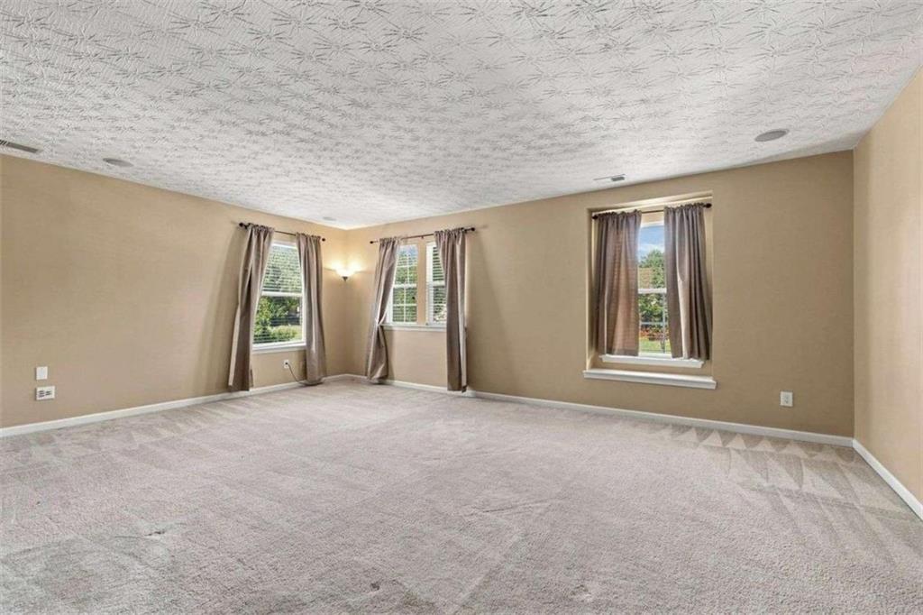2935 Edgewater Property Photo 21