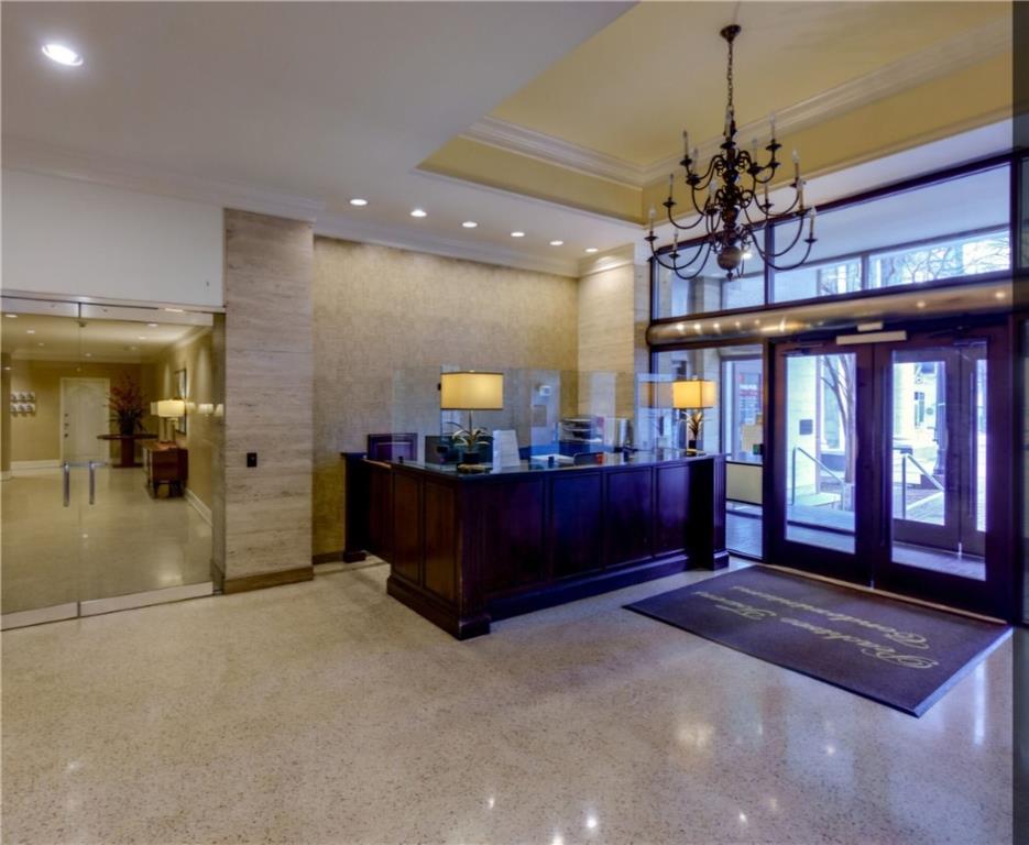 300 W Peachtree St 21 J W Property Photo 1