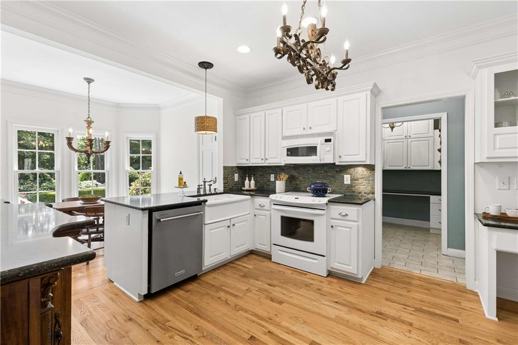 4770 Hamptons Drive Property Photo 12