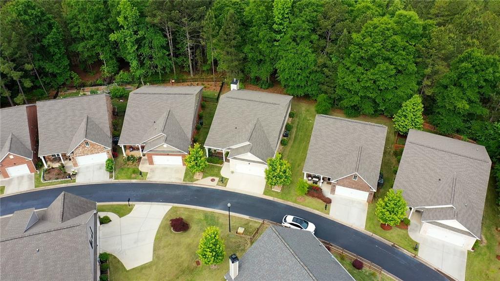 9120 Leverett Circle Property Photo 3