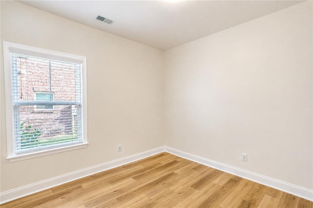 9120 Leverett Circle Property Photo 19