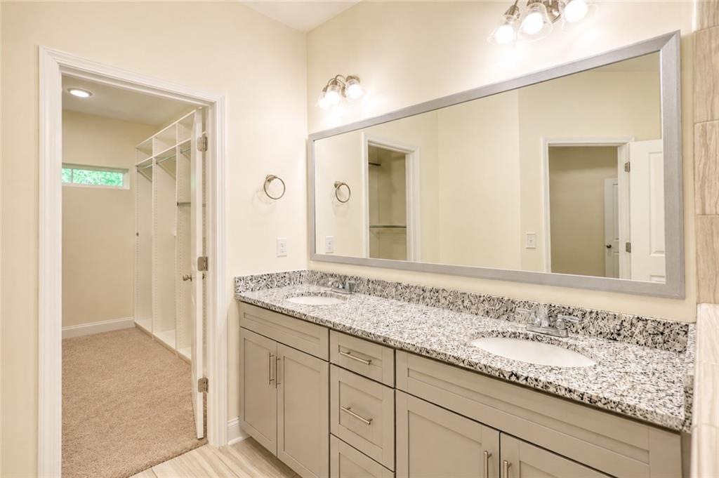9120 Leverett Circle Property Photo 31