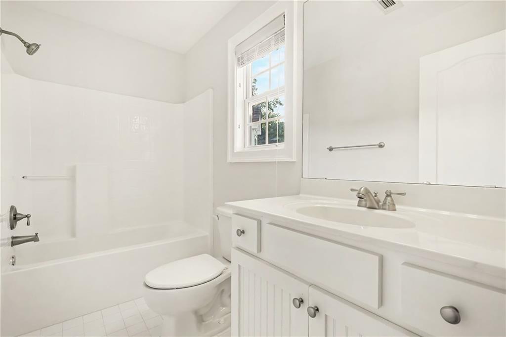 313 Fallstone Path Property Photo 24
