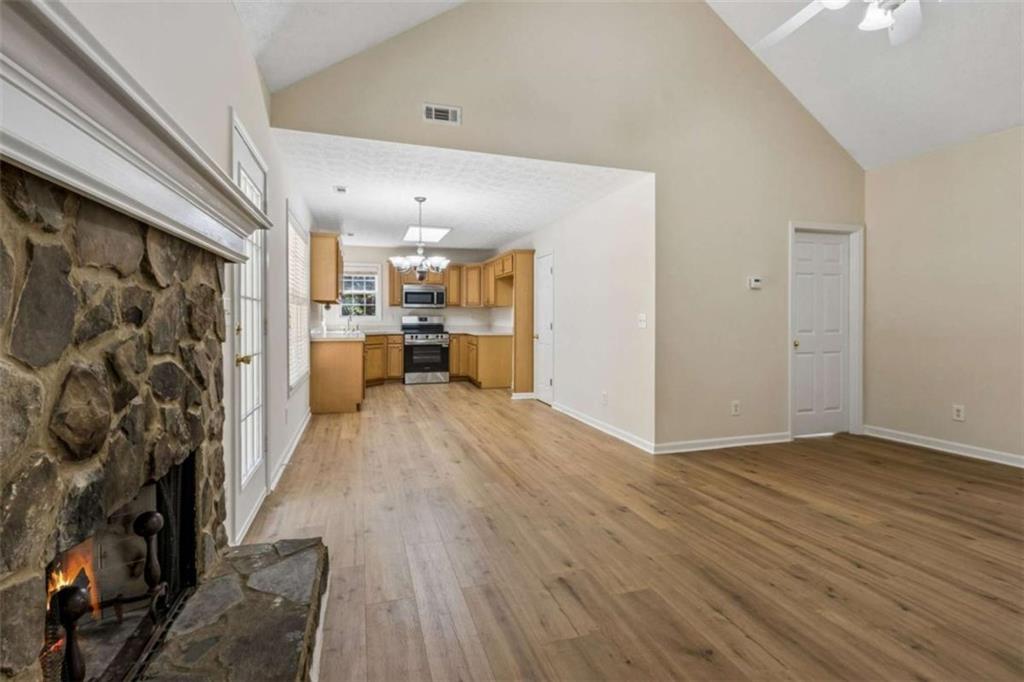 208 Albert Lane Property Photo 12