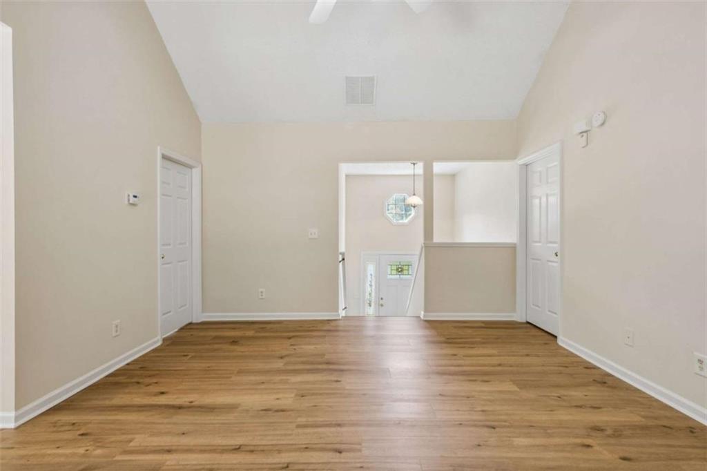 208 Albert Lane Property Photo 16