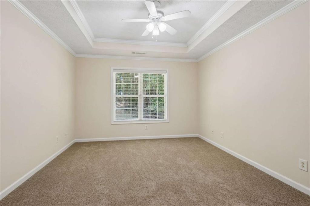 208 Albert Lane Property Photo 32
