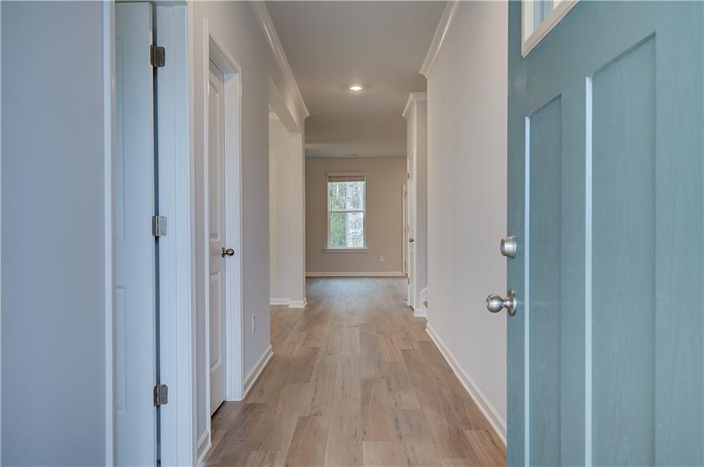 239 Arnewood Circle Property Photo 4