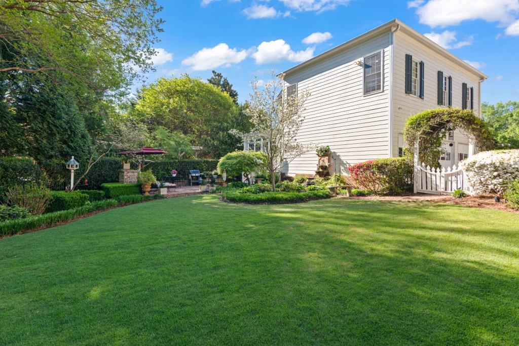 4001 Saint Andrews Square Property Photo 37