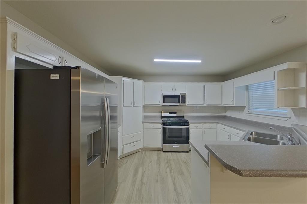7832896 Property Photo 6