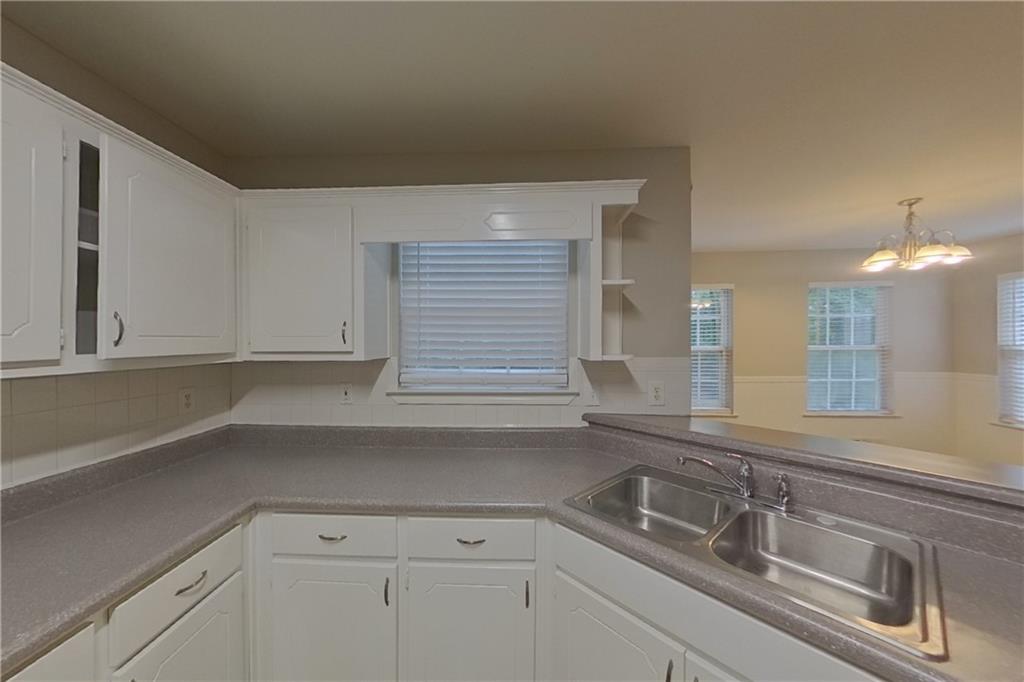 7832896 Property Photo 8