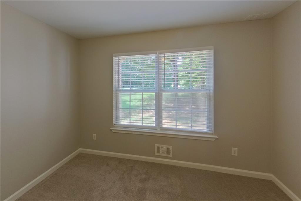 7832896 Property Photo 13