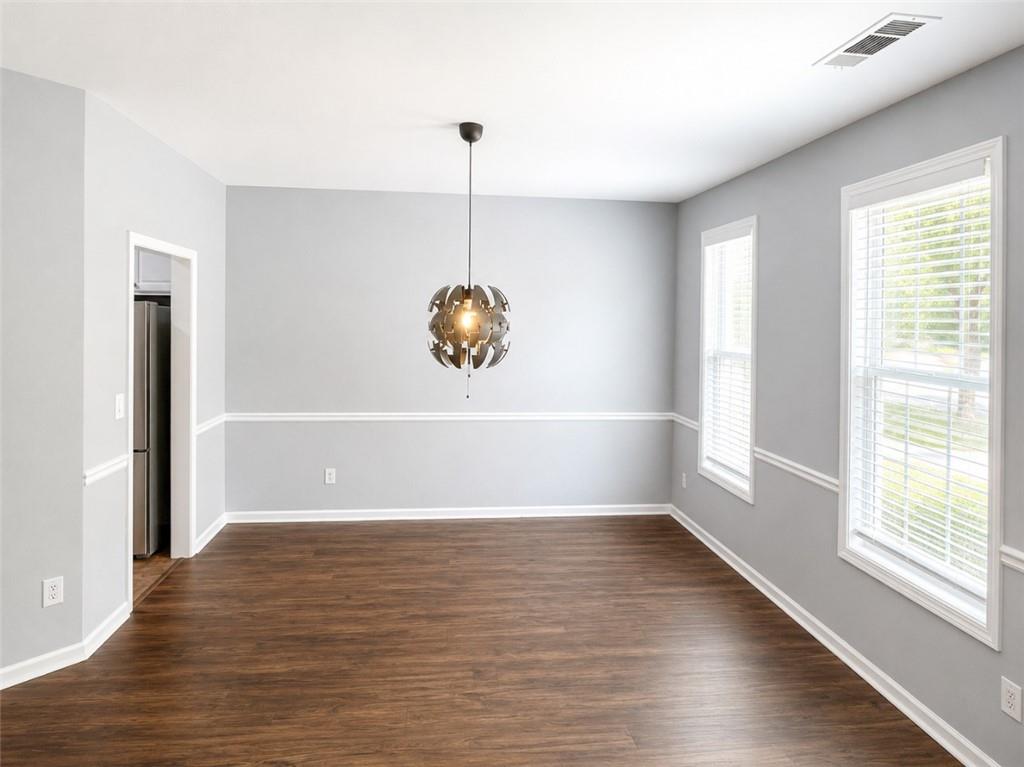 185 Galecrest Drive Property Photo 4