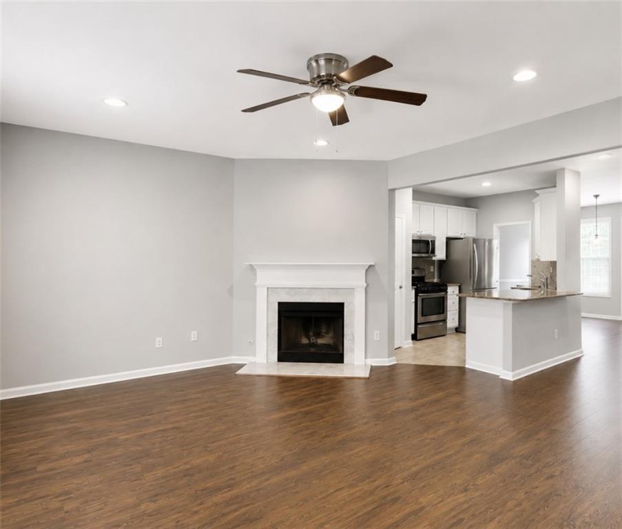 185 Galecrest Drive Property Photo 11
