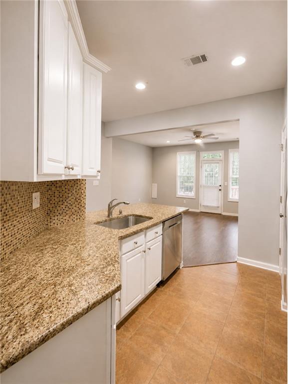 185 Galecrest Drive Property Photo 14