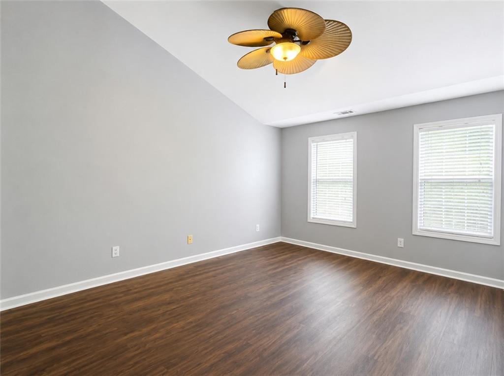 185 Galecrest Drive Property Photo 16