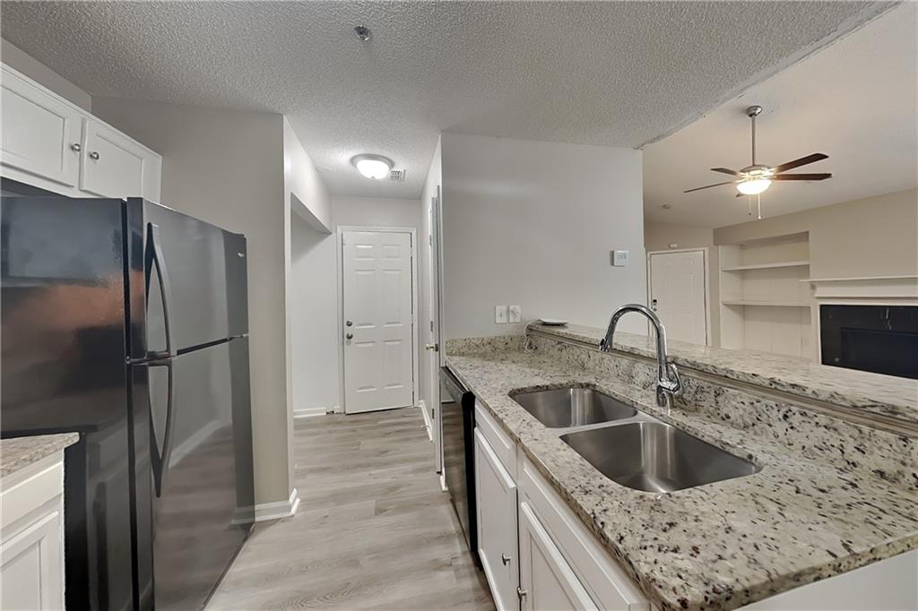 7832914 Property Photo 5