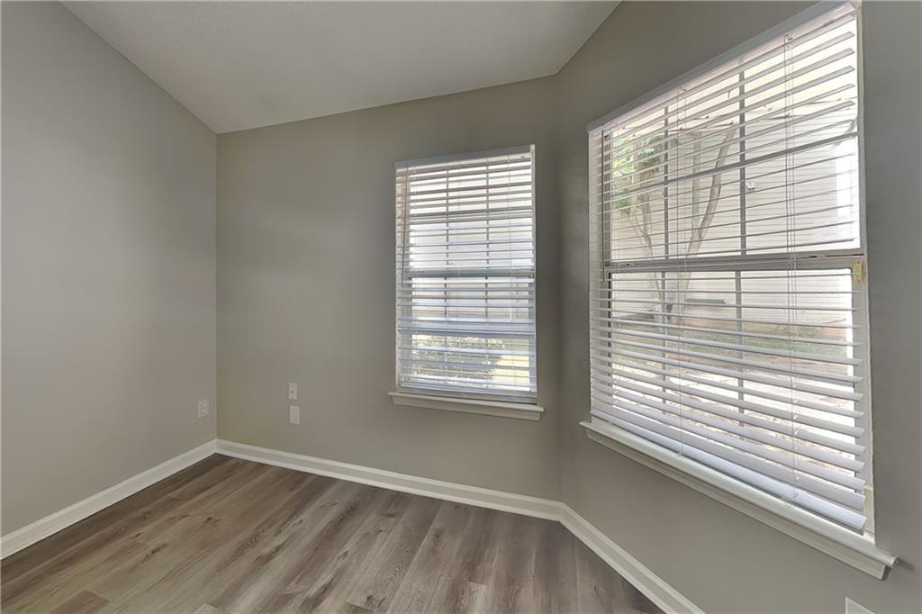 7832914 Property Photo 7