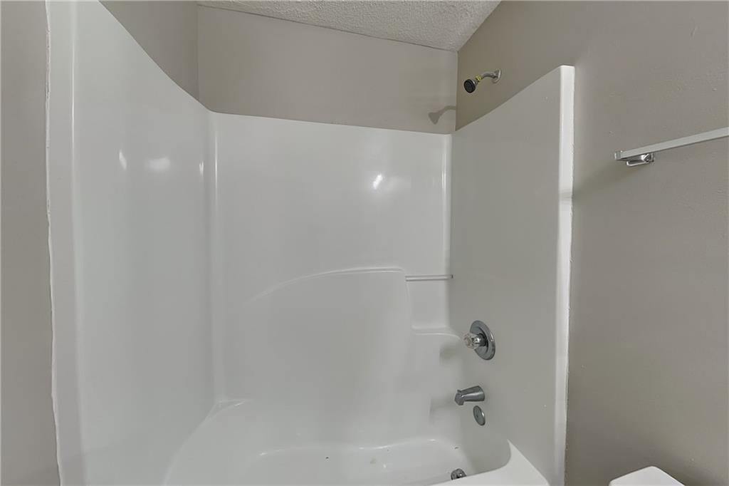 7832914 Property Photo 13