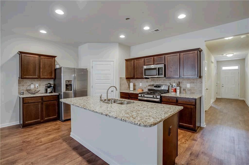2436 Foxy Drive Property Photo 3