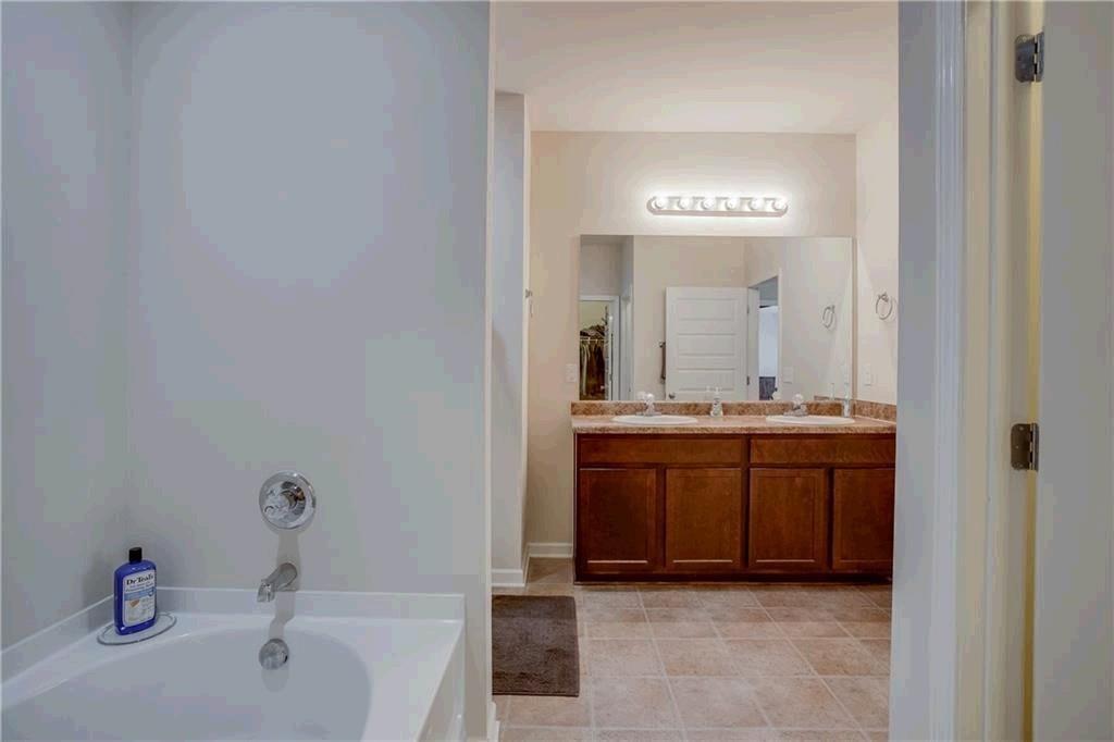 2436 Foxy Drive Property Photo 34