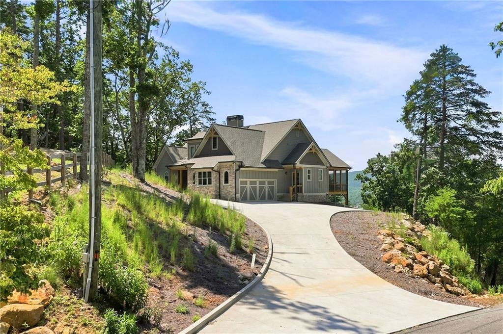 102 Moose Loop Property Photo 1