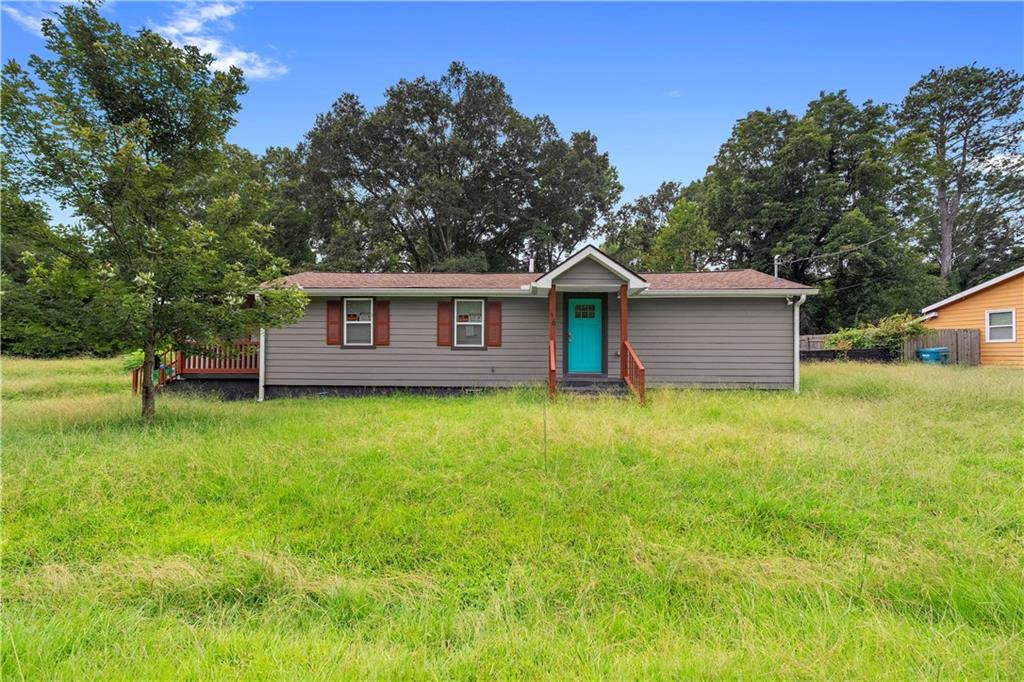 16 Robin Road Property Photo 2