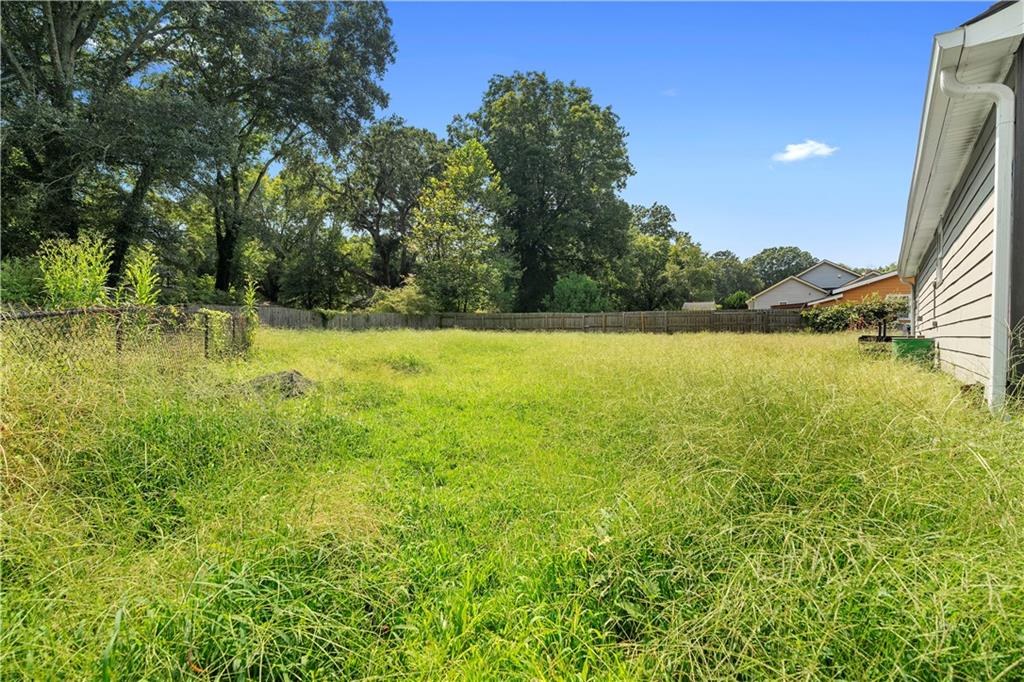 16 Robin Road Property Photo 15